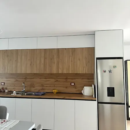 Appartement Mera 2 *